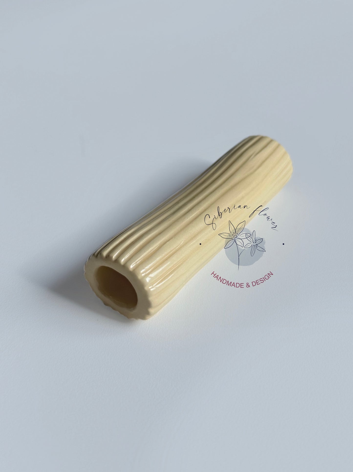 Poggiaposate Rigatone in Ceramica Artigianale